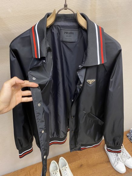 Prada - Мужская куртка ветровка DZ_1702PR6
