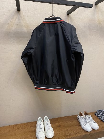 Prada - Мужская куртка ветровка DZ_1702PR6