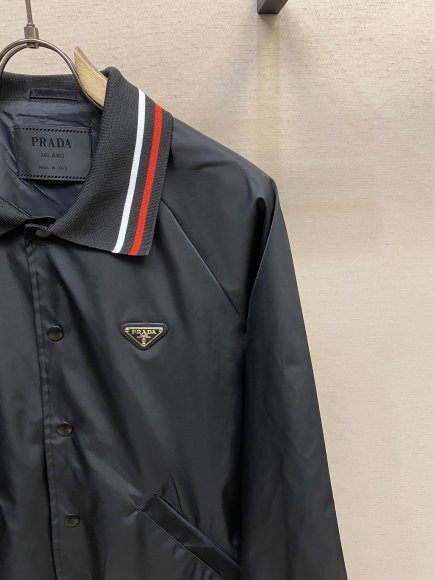 Prada - Мужская куртка ветровка DZ_1702PR6