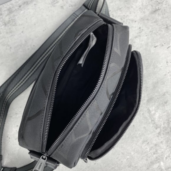 Burberry Сумка - мессенджер BU_1702BU2 Burberry Сумка - мессенджер BU_1702BU2