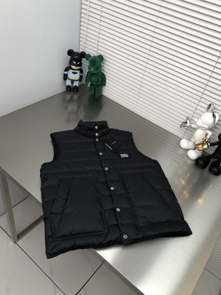 Dolce & Gabbana Essential - Мужской жилет пуховик DZ_2310DG2