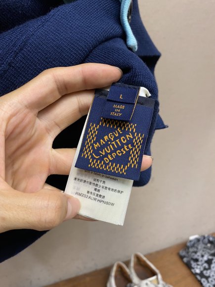 Louis Vuitton Signature - Мужская кофта кардиган DZ_0504LV3