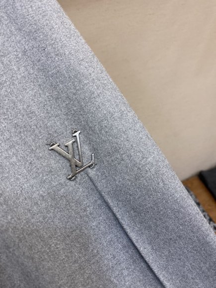 Louis Vuitton - Женские шерстяные штаны брюки (костюм кофта) DZ_2111LV4