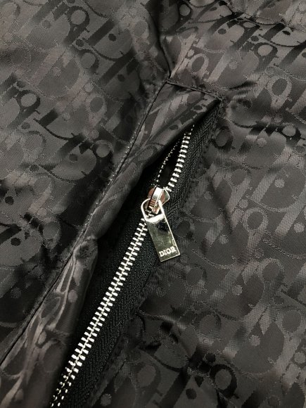 Dior - Мужской жилет пуховик DZ_0512DI4 Dior - Мужской жилет пуховик DZ_0512DI4