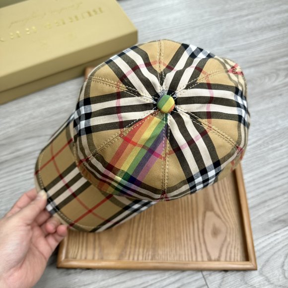 Burberry - Бейсболка кепка AO_1904BU1 Burberry - Бейсболка кепка AO_1904BU1