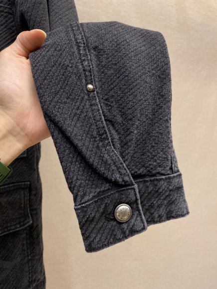 Louis Vuitton - Мужская джинсовая куртка рубашка (костюм джинсы) DZ_2111LV5 Louis Vuitton - Мужская джинсовая куртка рубашка (костюм джинсы) DZ_2111LV5