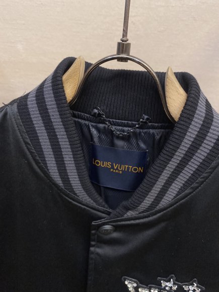 Louis Vuitton - Мужская куртка ветровка бомбер DZ_1702LV8