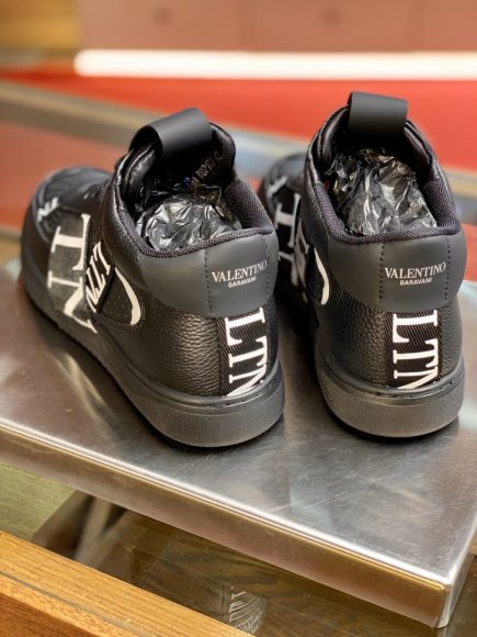  Valentino Мужские кеды R_0202VA10