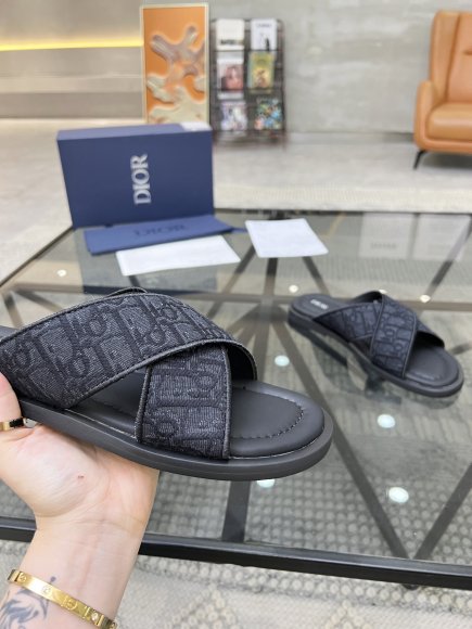 Dior - Мужские шлепанцы сандалии RU_2605DI2 Dior - Мужские шлепанцы сандалии RU_2605DI2