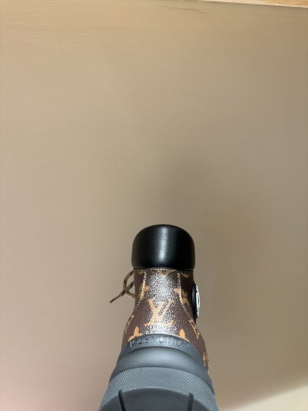 Louis Vuitton - Мужские ботинки берцы KA_2510LV2 Louis Vuitton - Мужские ботинки берцы KA_2510LV2