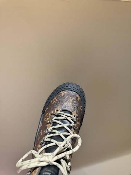 Louis Vuitton - Мужские ботинки берцы KA_2510LV2 Louis Vuitton - Мужские ботинки берцы KA_2510LV2