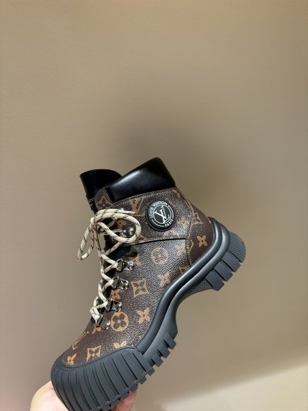 Louis Vuitton - Мужские ботинки берцы KA_2510LV2 Louis Vuitton - Мужские ботинки берцы KA_2510LV2