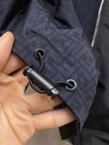 Fendi - Мужская двусторонняя куртка ветровка DZ_1702FE10