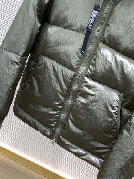 Stone Island - Мужская куртка пуховик TI_2811SI8 Stone Island - Мужская куртка пуховик TI_2811SI8