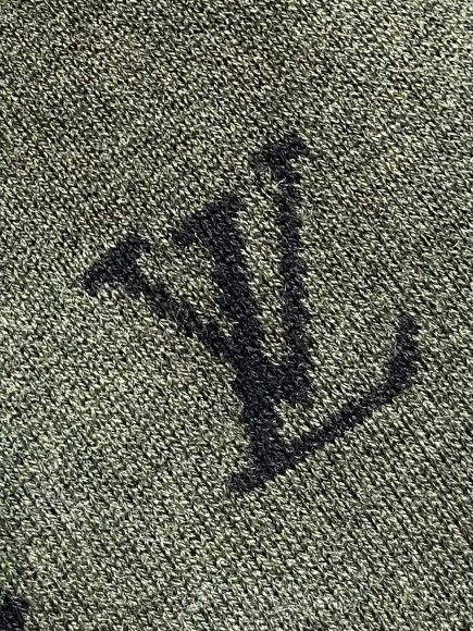 Louis Vuitton - Мужская кофта жакет свитер DZ_3012LV5 Louis Vuitton - Мужская кофта жакет свитер DZ_3012LV5