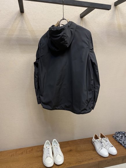 Prada - Мужская куртка ветровка DZ_1702PR11