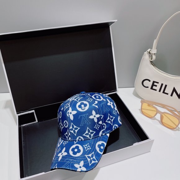 Louis Vuitton - Бейсболка кепка OR_1904LV2