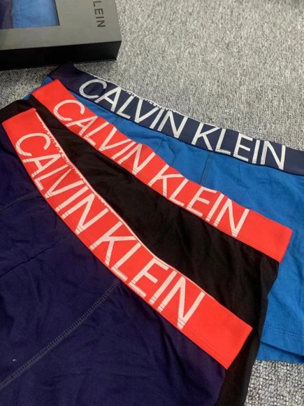 Calvin Klein трусы набор из 3 NG_0402CK8 Calvin Klein трусы набор из 3 NG_0402CK8