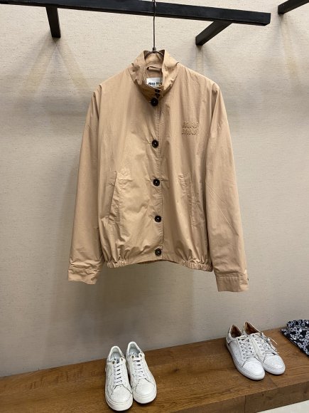 Miu Miu - Женская куртка ветровка DZ_0508MM3 Miu Miu - Женская куртка ветровка DZ_0508MM3