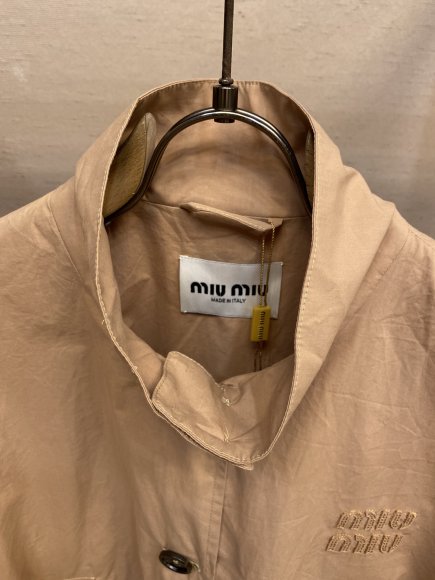 Miu Miu - Женская куртка ветровка DZ_0508MM3 Miu Miu - Женская куртка ветровка DZ_0508MM3