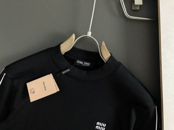 Miu Miu - Мужская кофта свитшот DF_0910MM7