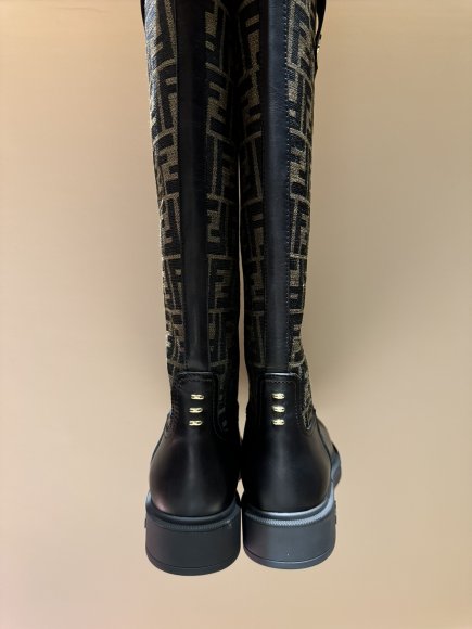 Fendi - Женские сапоги KA_2510FE4