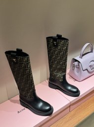 Fendi - Женские сапоги KA_2510FE4