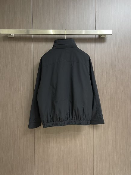 Gucci - Мужская куртка ветровка DZ_3012GU7