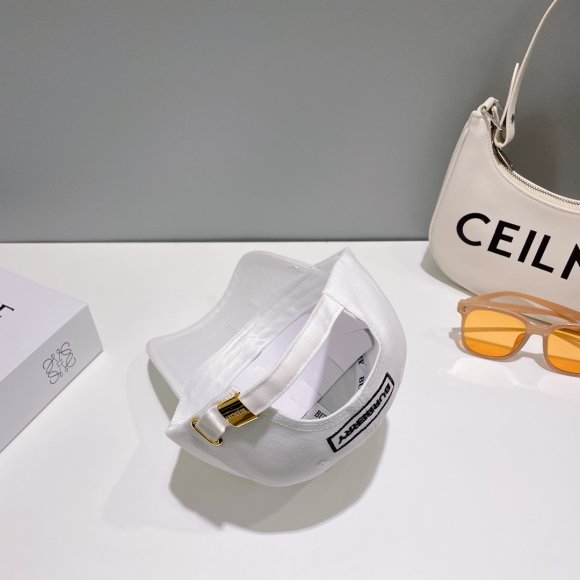 Burberry - Бейсболка кепка OR_2504BU6 Burberry - Бейсболка кепка OR_2504BU6