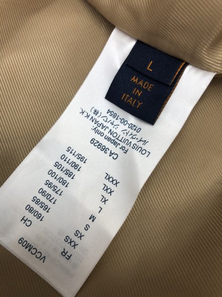 Louis Vuitton - Мужская куртка бомбер ветровка DZ_0512LV10 Louis Vuitton - Мужская куртка бомбер ветровка DZ_0512LV10