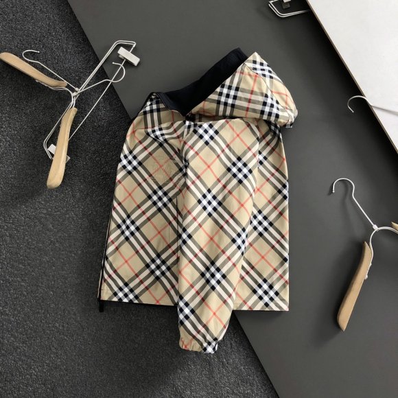 Burberry - Мужская двусторонняя куртка ветровка DF_2008BU5