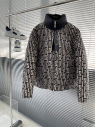 Fendi - Мужская двусторонняя куртка пуховик TJ_0612FE1 Fendi - Мужская двусторонняя куртка пуховик TJ_0612FE1