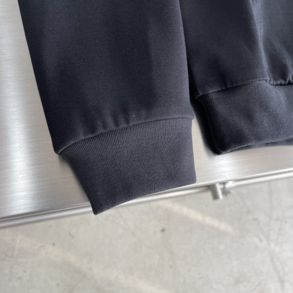 Louis Vuitton - Мужская кофта толстовка TJ_0804LV1 Louis Vuitton - Мужская кофта толстовка TJ_0804LV1