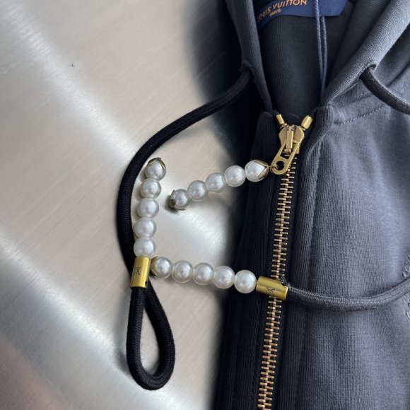 Louis Vuitton - Мужская кофта толстовка TJ_0804LV1 Louis Vuitton - Мужская кофта толстовка TJ_0804LV1