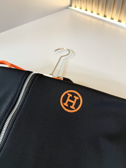 Hermes - Мужской спортивный костюм DF_2609HE8