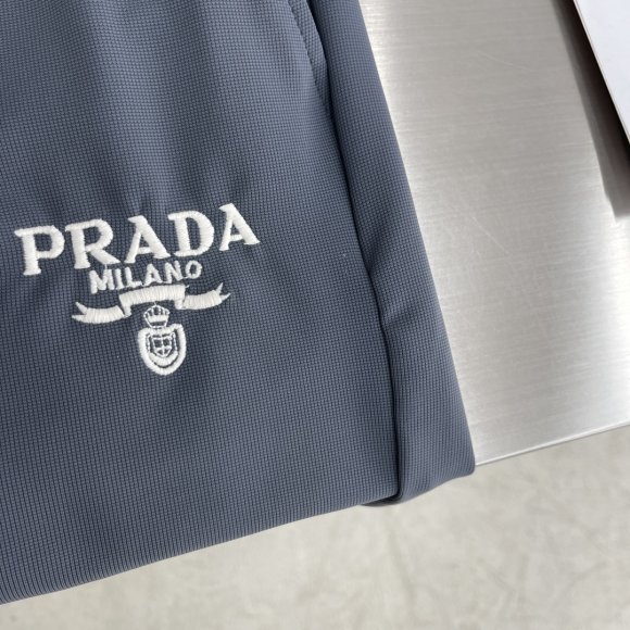 Prada - Мужские шорты TJ_2006PR4 Prada - Мужские шорты TJ_2006PR4