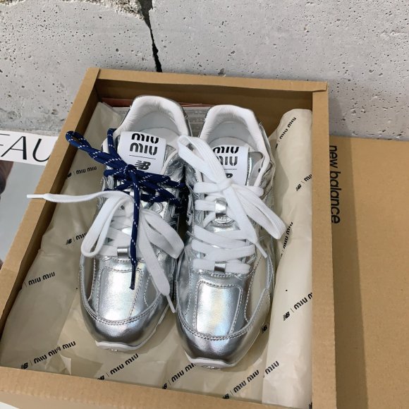 Miu Miu & New Balance 530 - Женские кроссовки MO_2510MN4