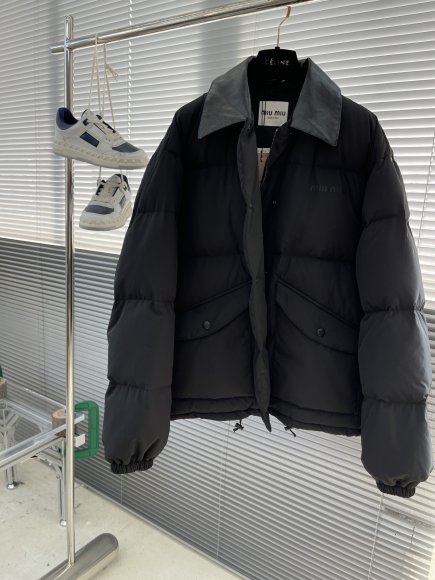 Miu Miu - Мужская куртка пуховик TJ_0612MM3