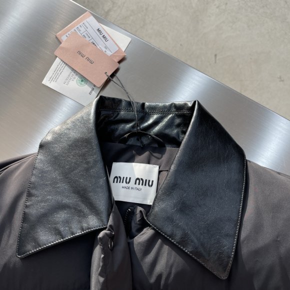 Miu Miu - Мужская куртка пуховик TJ_0612MM3