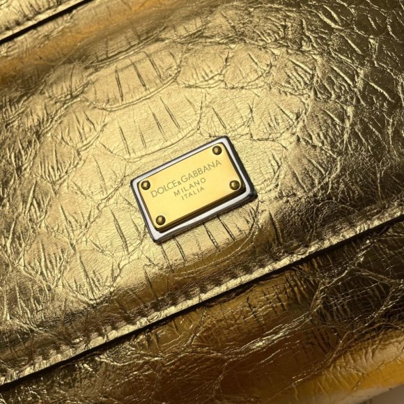 Dolce & Gabbana Женская сумка- мессенджер DG_0202DG1 Dolce & Gabbana Женская сумка- мессенджер DG_0202DG1