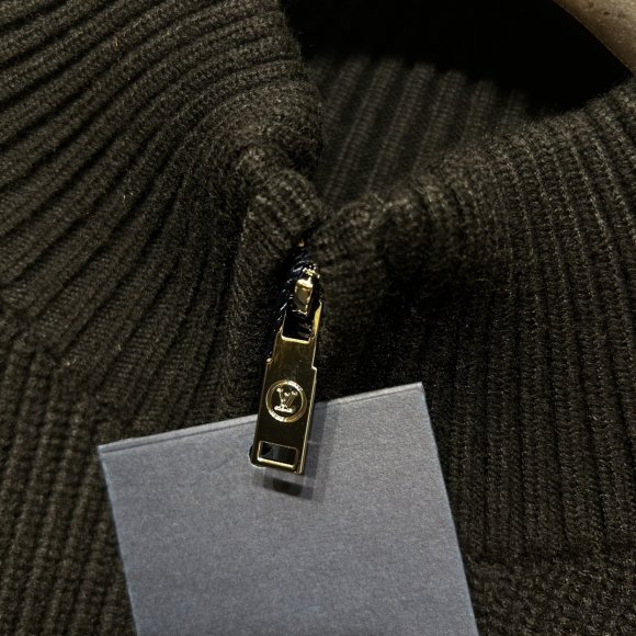 Louis Vuitton - Мужская кофта свитер KN_1312LV8 Louis Vuitton - Мужская кофта свитер KN_1312LV8
