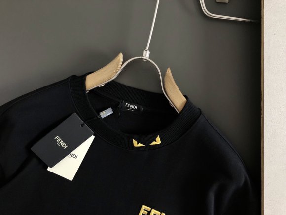 Fendi - Мужская кофта свитшот DF_2008FE8 Fendi - Мужская кофта свитшот DF_2008FE8