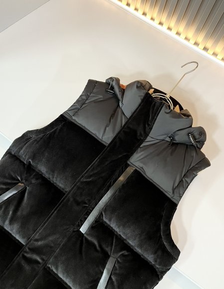 Ermenegildo Zegna - Мужской жилет пуховик DF_2609EZ10