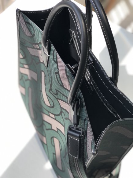 Burberry Сумка тоут BU_1105BU3