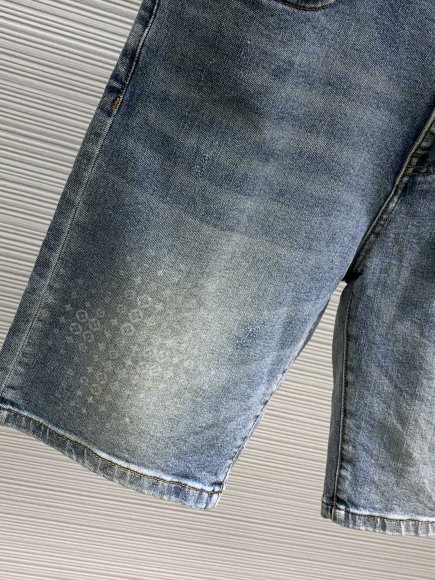 Louis Vuitton - Мужские джинсовые шорты TI_0407LV2 Louis Vuitton - Мужские джинсовые шорты TI_0407LV2