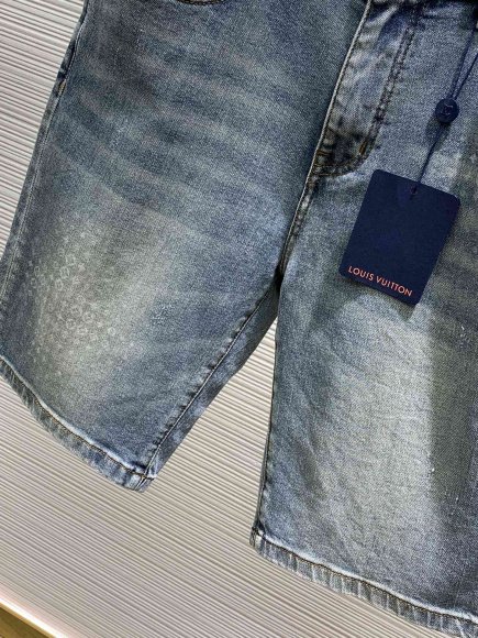Louis Vuitton - Мужские джинсовые шорты TI_0407LV2 Louis Vuitton - Мужские джинсовые шорты TI_0407LV2