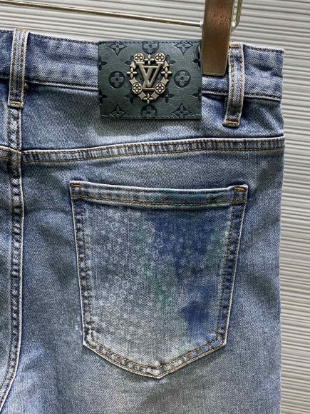 Louis Vuitton - Мужские джинсовые шорты TI_0407LV2 Louis Vuitton - Мужские джинсовые шорты TI_0407LV2
