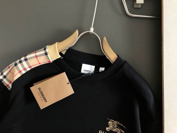 Burberry - Мужская кофта свитшот DF_1010BU2 Burberry - Мужская кофта свитшот DF_1010BU2