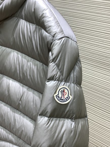 Moncler - Мужская куртка пуховик TI_2211MO8