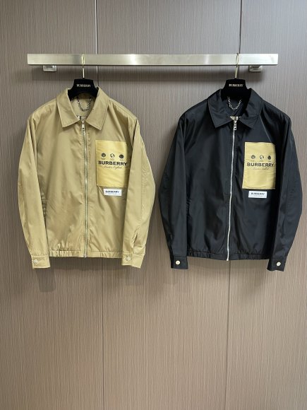 Burberry - Мужская куртка ветровка DZ_2509BU2